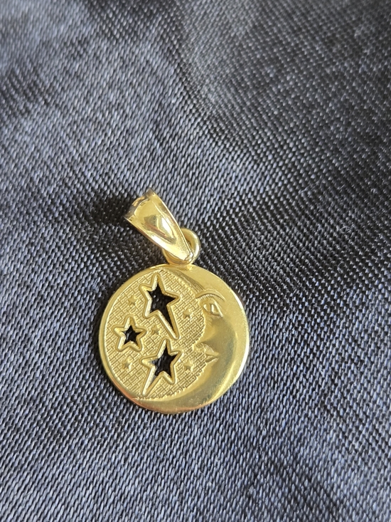Jewelry - 10K Gold Moon and Cutout Stars Pendant Charm